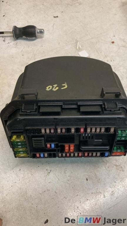 Zekeringenkast BMW F2x F3x F87 F86 F85 F83 F16 61149224854, Enlèvement ou Envoi, Utilisé, BMW, BMW