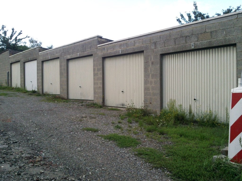 Garage a louer, Immo, Garages & Places de parking, Charleroi