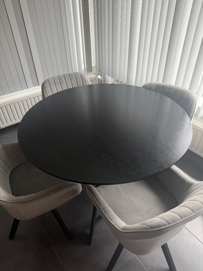 Tafel te koop, Huis en Inrichting, Tafels | Eettafels, Ophalen, Rond, Zo goed als nieuw, Vier personen