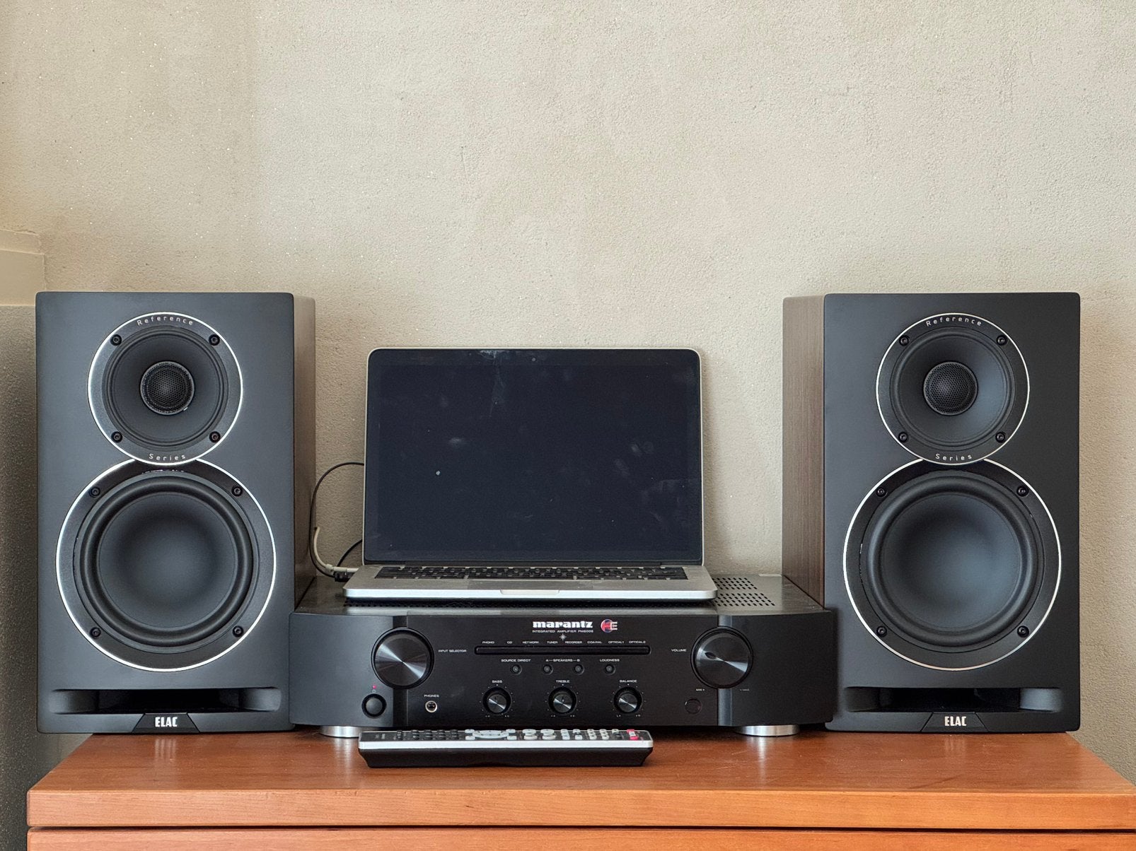 ELAC Uni-Fi Reference UBR62 — nieuwstaat — factuur 06/2025, Audio, Tv en Foto, Luidsprekerboxen, Ophalen, Zo goed als nieuw