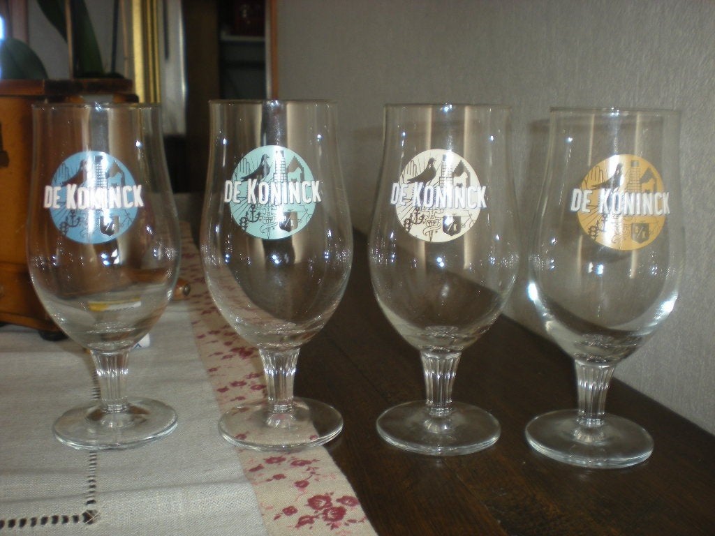 DE KONINCK  4 verres différents assortis, Collections, Enlèvement ou Envoi, Comme neuf, Verre ou Verres, De Koninck