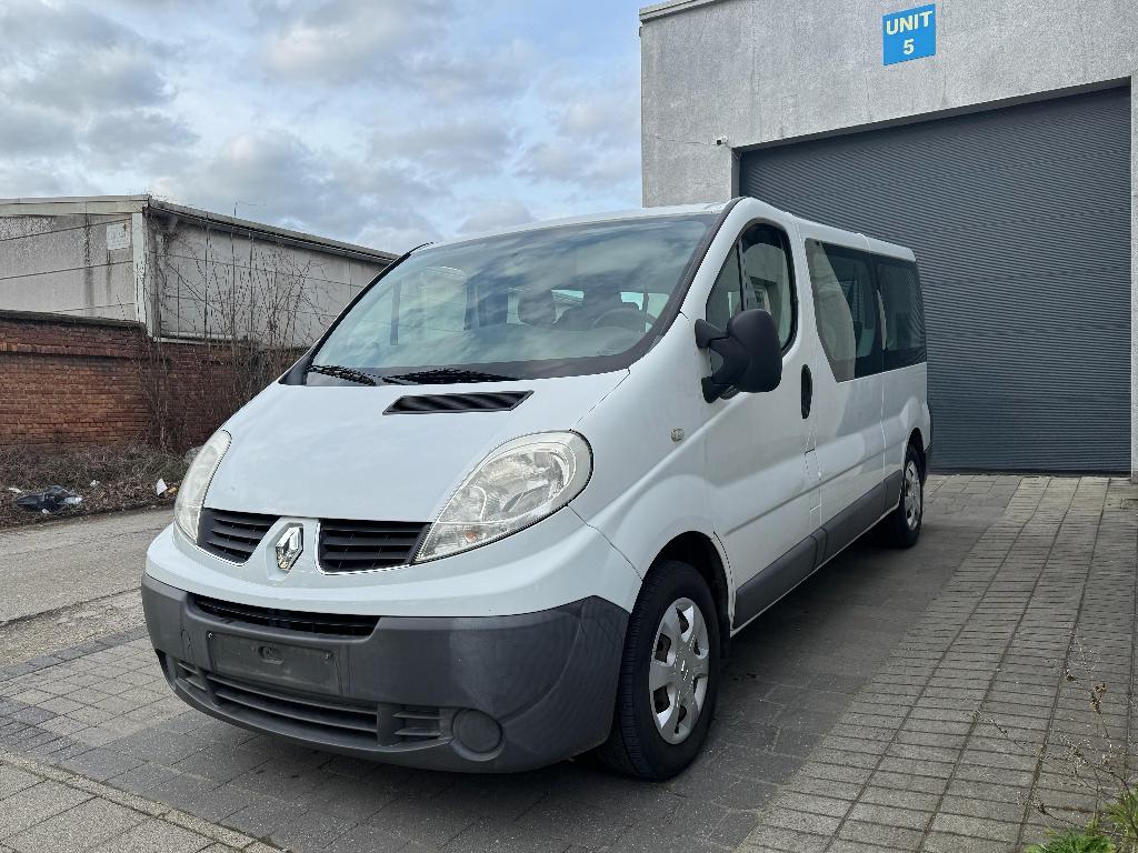 RENAULT TRAFIC 2.0 DIESEL 9 PLAATSEN 2012 151000 KM EURO 5, Auto's, Voorwielaandrijving, Euro 5, 4 cilinders, Wit