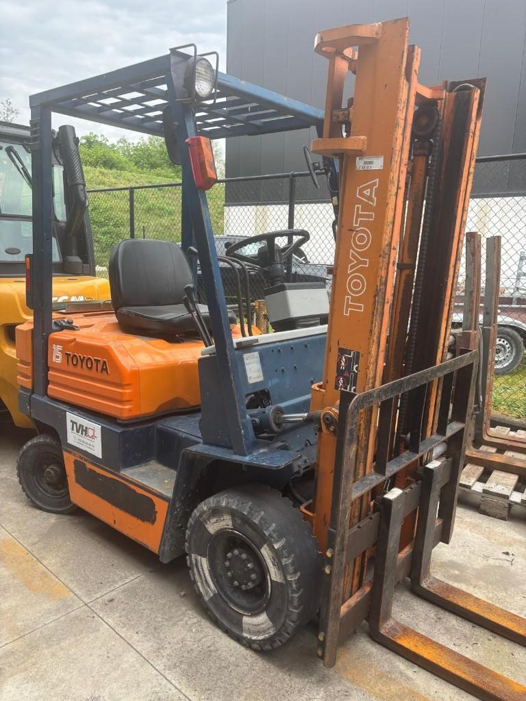 Oranje heftruck 1.5ton Toyota, Heftruck, Toyota, 1000 tot 2000 kg, Ophalen