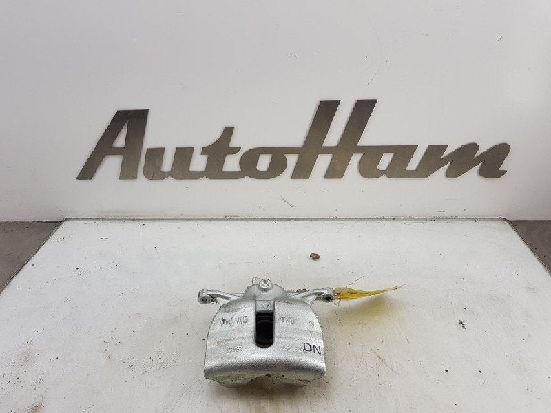 REMKLAUW LINKS VOOR Ateca (5FPX) (|8V0615123D|3Q0615105G|), Gebruikt, Seat