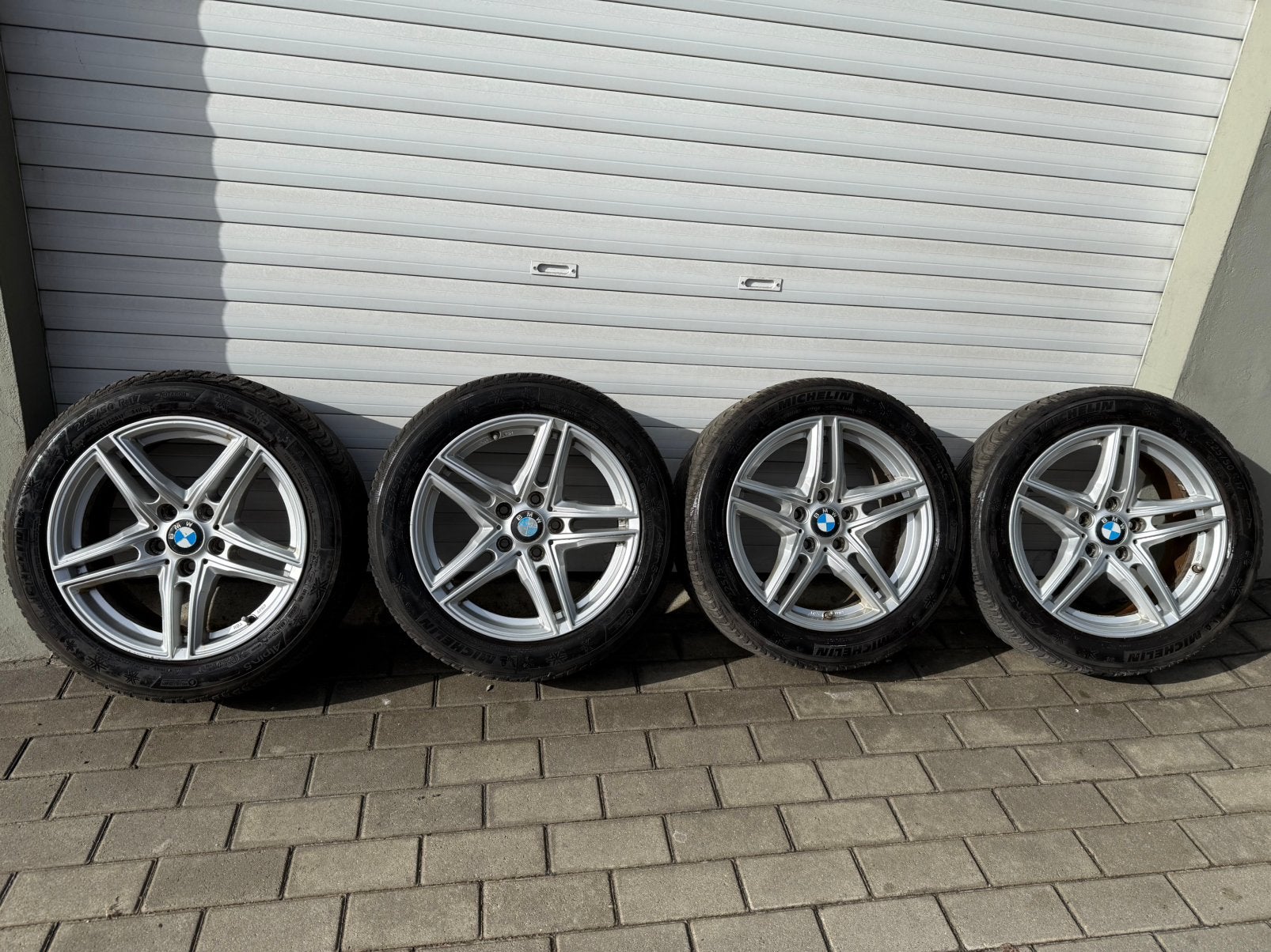 Kit hiver BORBET pour BMW F30/31 - 5x120- Michelin 225 50 17, Autos : Pièces & Accessoires, Pneus et Jantes, Pneus hiver, Véhicule de tourisme