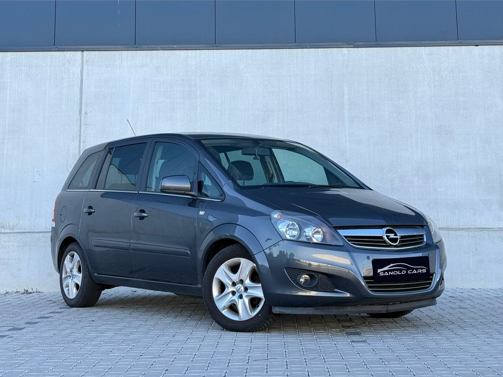 Opel Zafira • Automatique • 7 places • FULL • Design edition, Euro 5, Achat, Entreprise, Vitres électriques