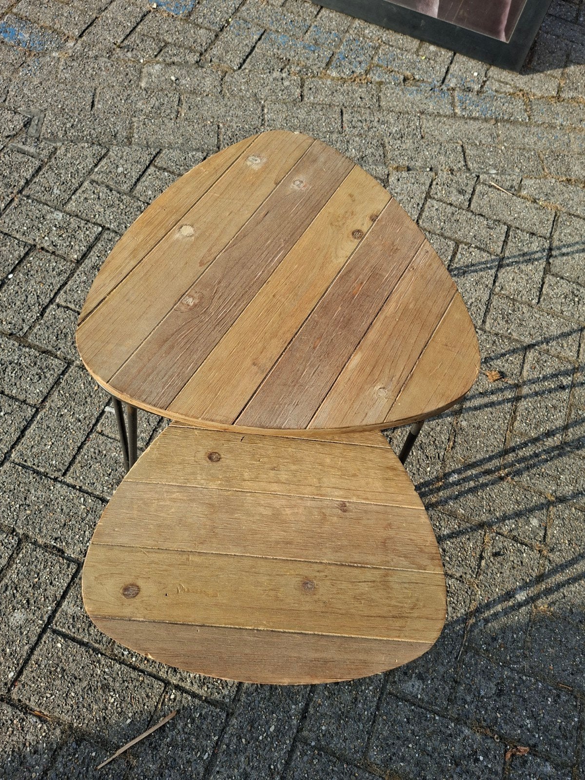 Set 2 design bijzettafeltjes., Ophalen