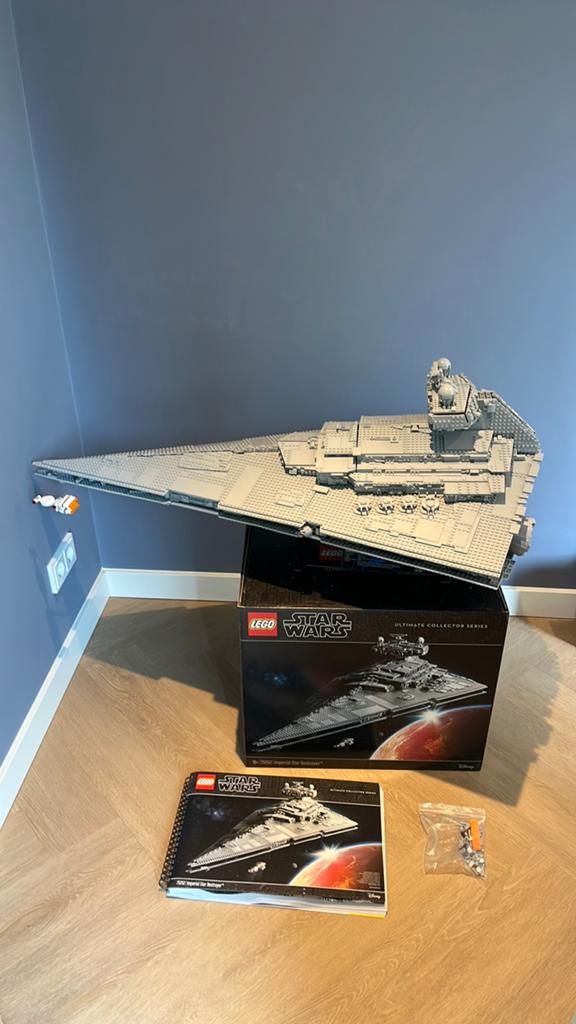 Lego Star Wars UCS 75252 Imperial Star Destroyer, Enfants & Bébés, Star Wars, Lego, Comme neuf, Enlèvement