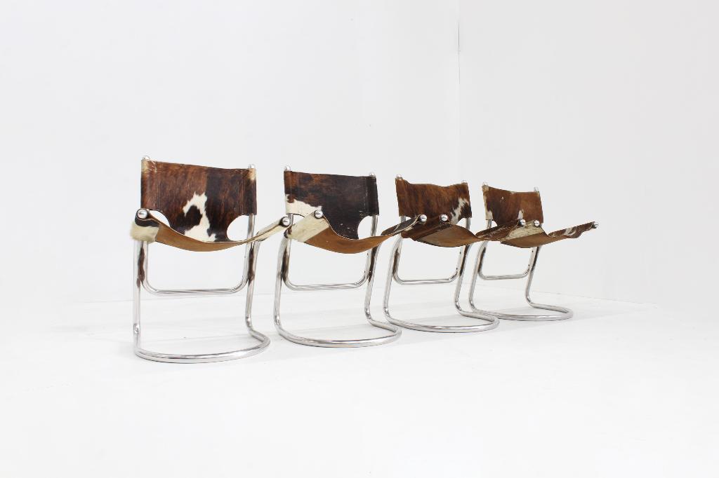 Ensemble de 4 chaises de salle à manger vintage d'Italie, Enlèvement ou Envoi