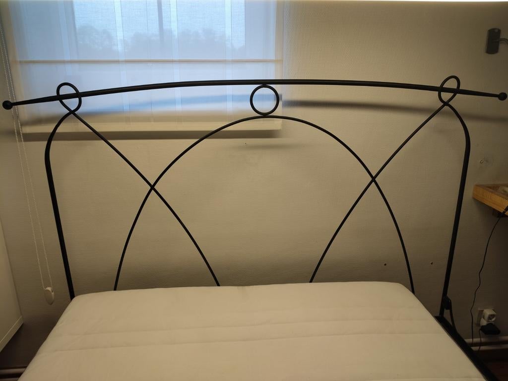 Gietijzeren bedframe Linea Ferrea, Enlèvement