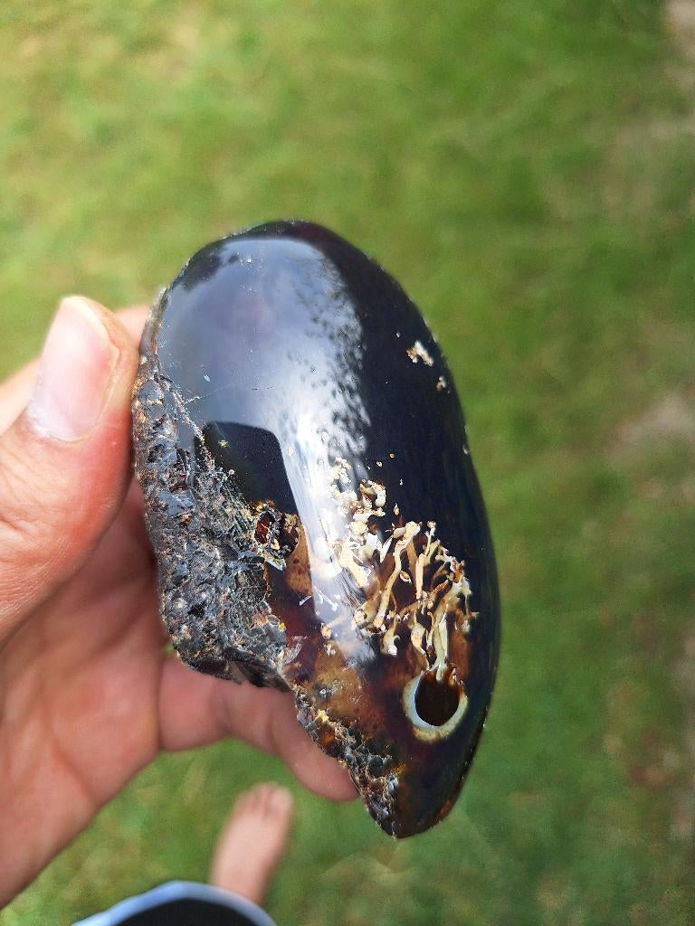 PRACHTIGE Indonesisch barnsteen patronen wow! 107 gr, Verzamelen, Mineralen en Fossielen, Fossiel, Ophalen of Verzenden