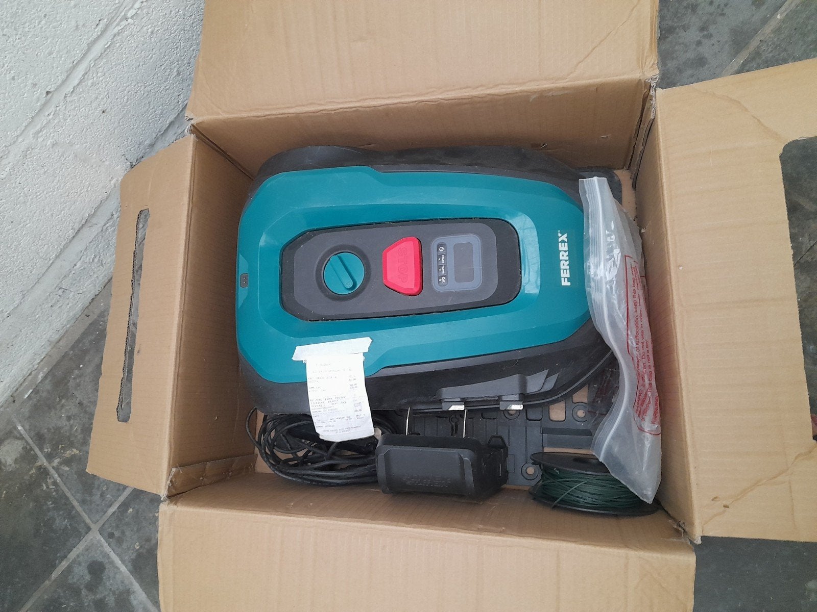 Robot tondeuse Ferrex, Jardin & Terrasse, Enlèvement ou Envoi