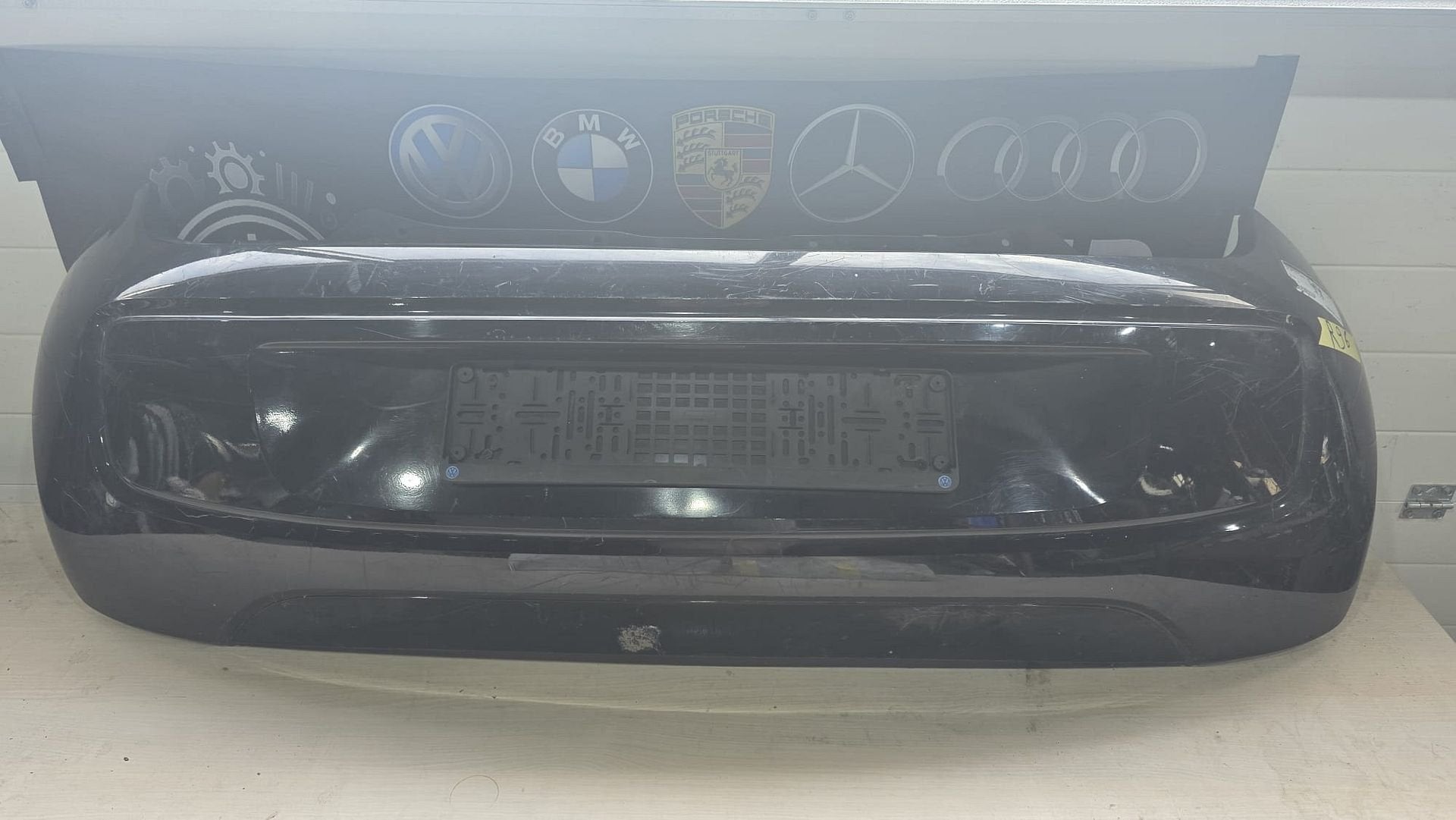 Volkswagen UP Achterbumper, Gebruikt, -, -, Ophalen of Verzenden