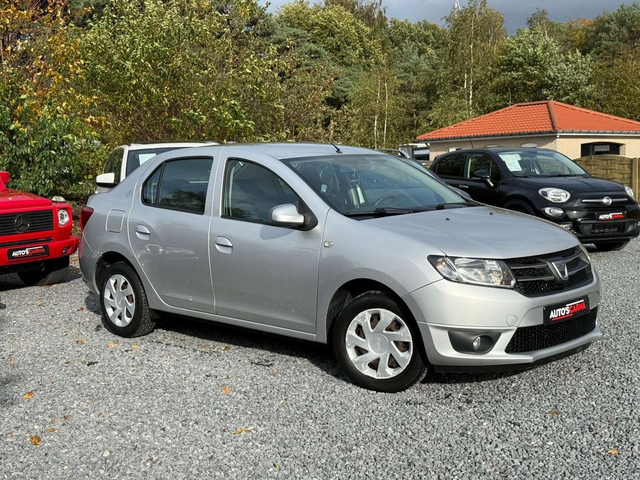 Dacia Logan Benzine Manueel AIrco Navi Groot Scherm 1Ste Eig, Auto's, Zwart, 67 kW, Logan, Bedrijf