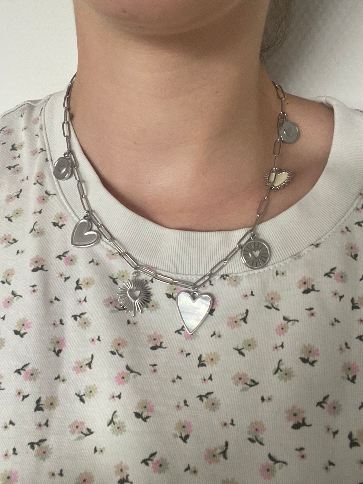 Collier argenté neuf, Neuf, Enlèvement ou Envoi, Avec pendentif, Argent