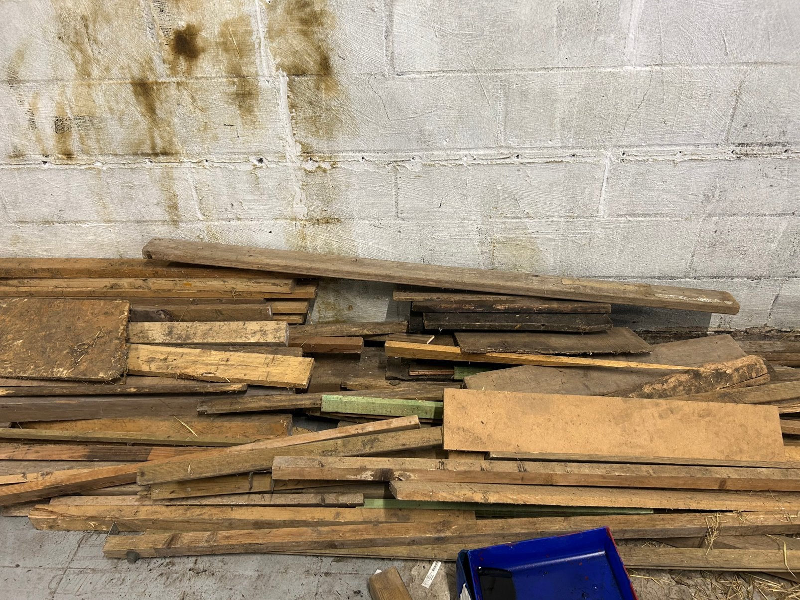 Gratis droog brandhout, Ophalen