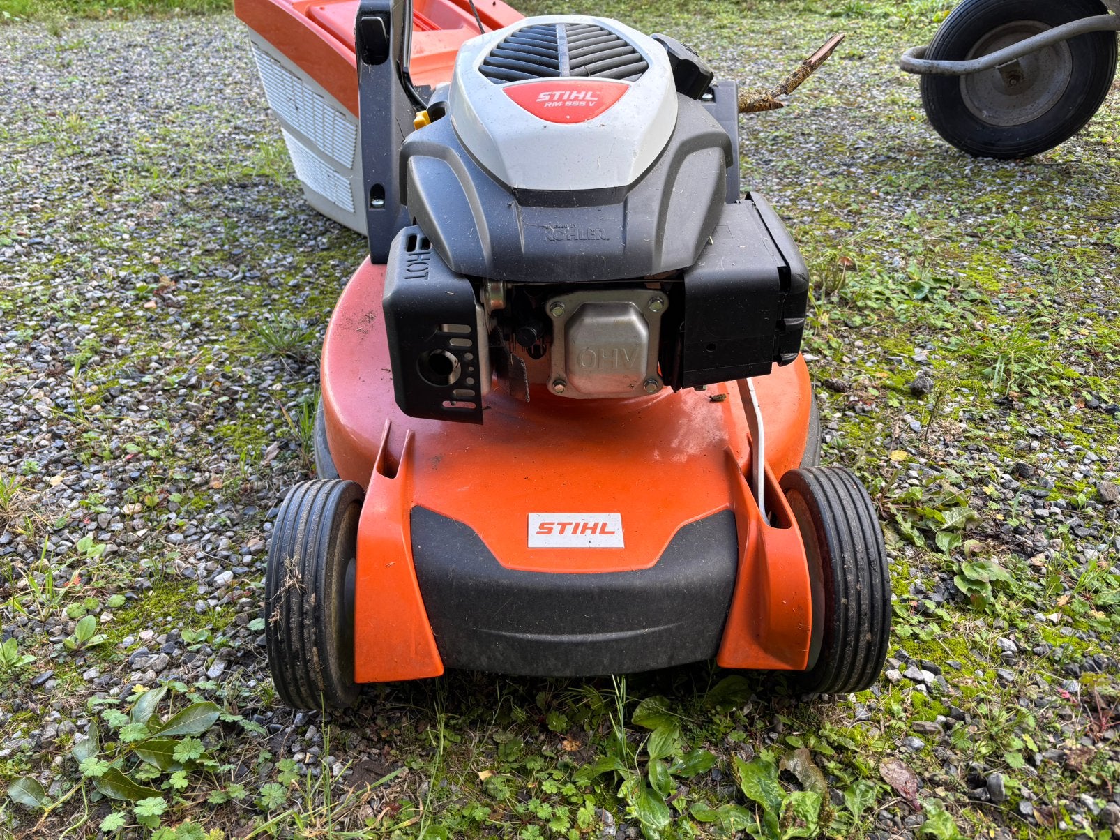 STIHL RM 655 V BENZINE GRASMAAIER, Jardin & Terrasse, Tondeuses à gazon à essence, Comme neuf, Fonction de mulching, Enlèvement