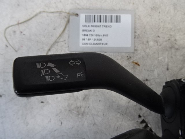 COMMUTATEUR CLIGNOTANT Volkswagen Passat Variant (3C5), Utilisé, Volkswagen