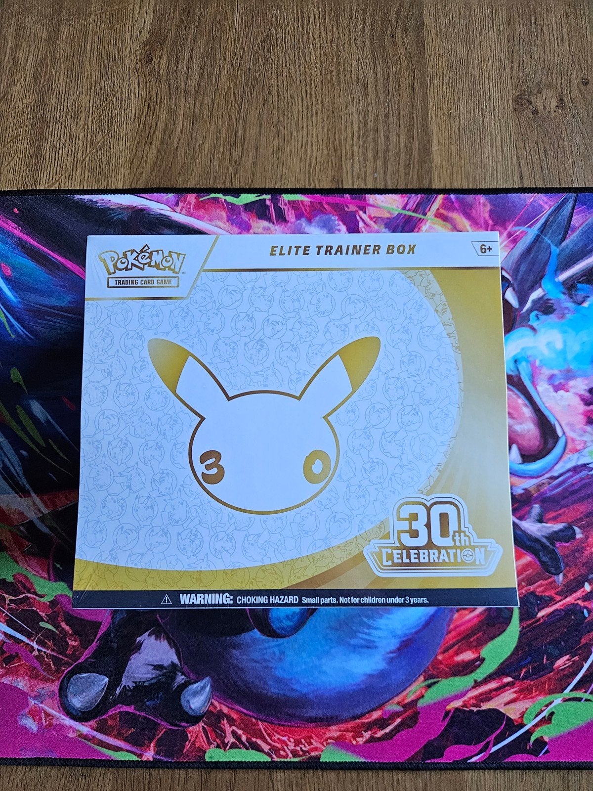 Pokémon 30th celebration ETB, Ophalen, Zo goed als nieuw
