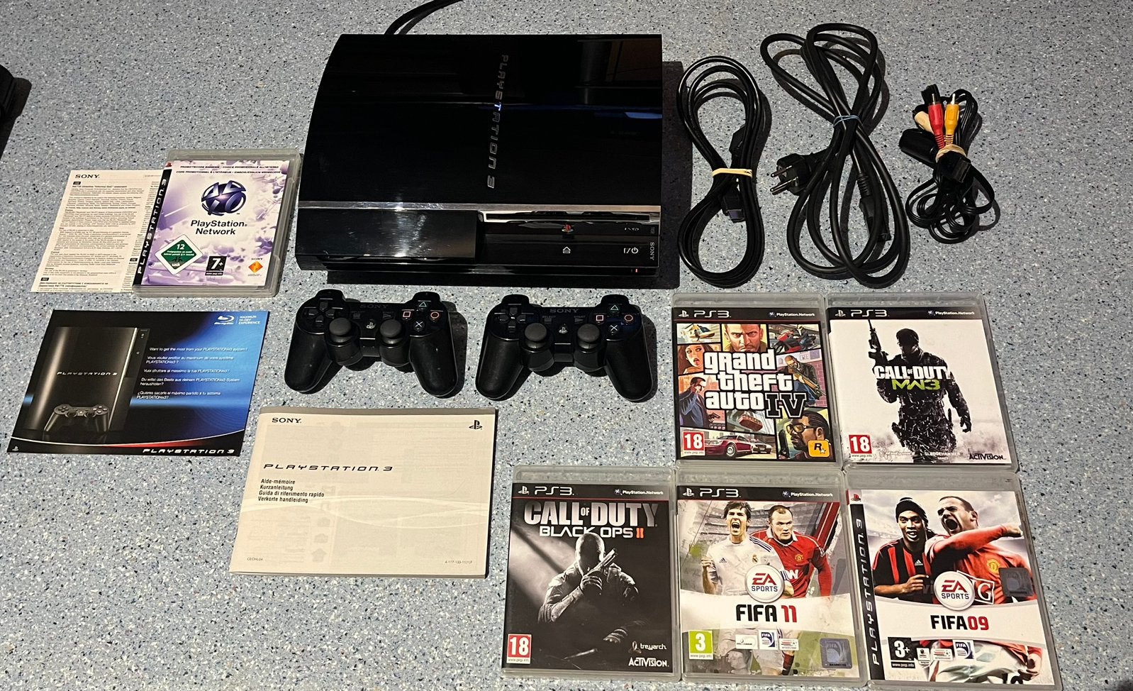 PS3 60Go Rétrocompatible + 2 manettes CECHC04 CFW + 500Go, Games en Spelcomputers, Spelcomputers | Sony PlayStation 3, Zo goed als nieuw