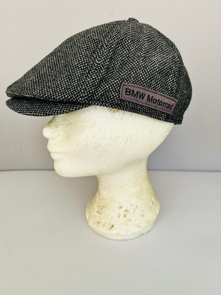 BMW Motorrad herenpet – retro flat cap – zwart/grijs – M/L, Kleding | Heren, BMW, Ophalen of Verzenden, Gedragen, Pet