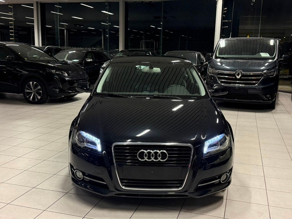 Audi A3 1.2i Benzine 77kW Euro 5, Auto's, Euro 5, Automatische klimaatregeling, https://public.car-pass.be/vhr/cde3bf85-2f6e-4aee-b3d0-f13382812a31