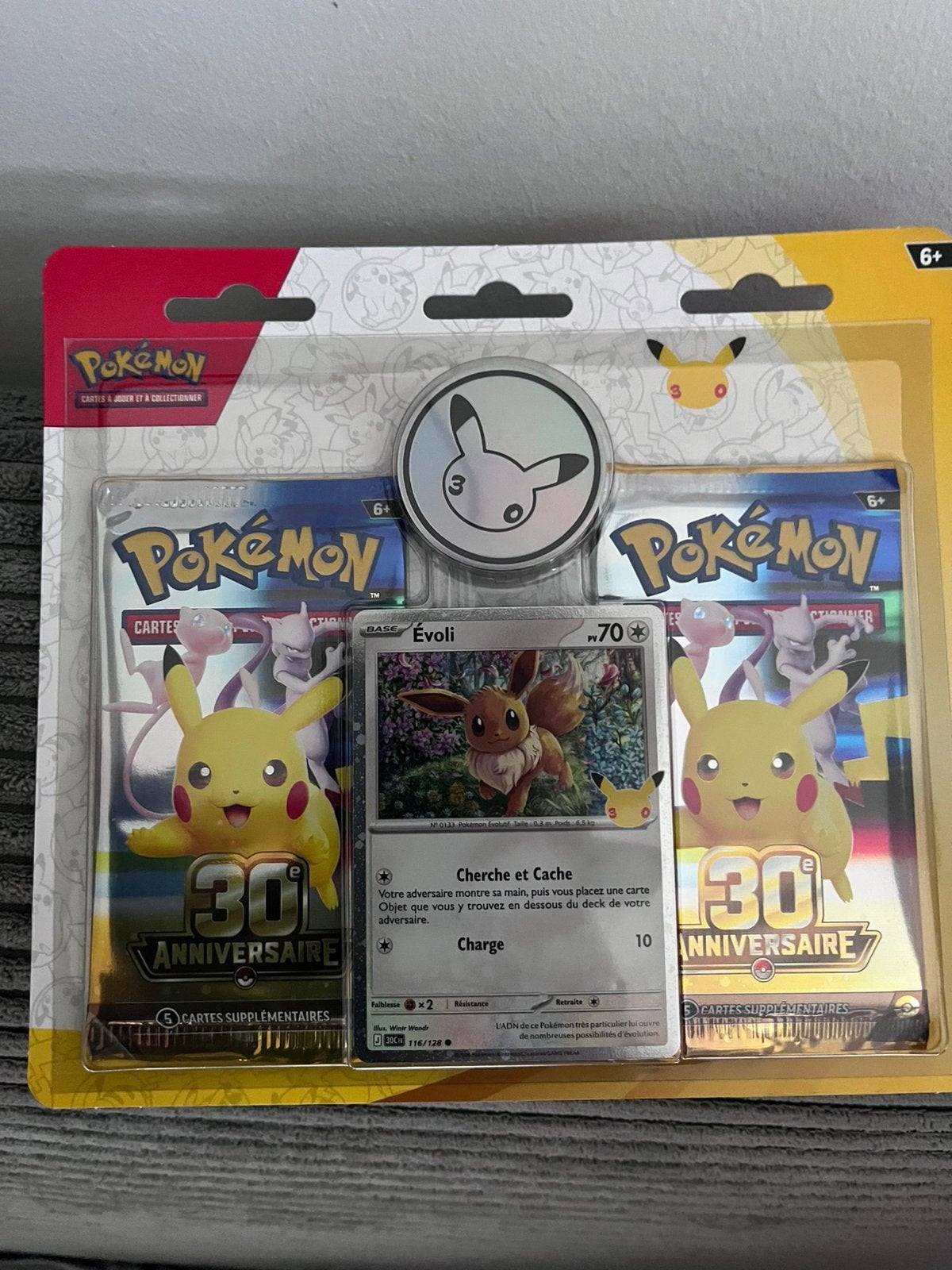 30 Ans Limited Pokemon Special boosters Pack 30 ans !, Hobby & Loisirs créatifs, Enlèvement ou Envoi, Neuf, Booster box, Foil