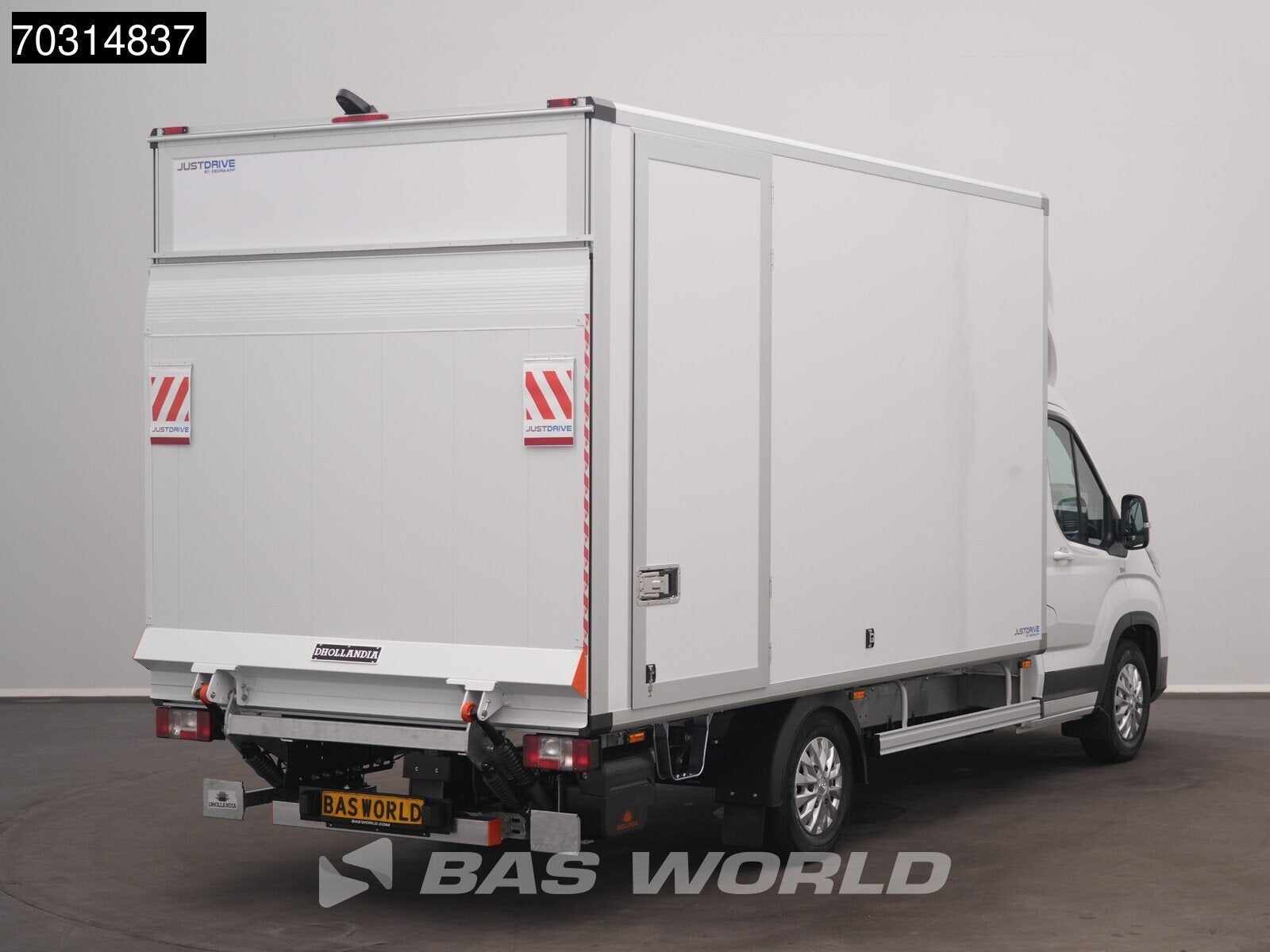 Maxus eDeliver 9 100% Elektrisch 65kWh Dhollandia Laadklep B, Automaat, Stof, 750 kg, Maxus