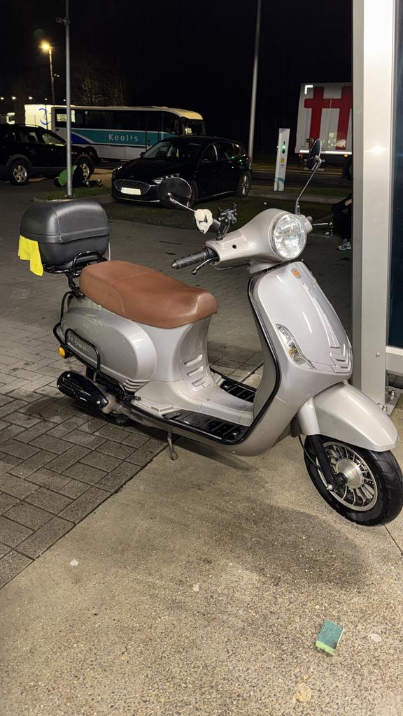 Bromer A klass la souris, Fietsen en Brommers, Snorfietsen en Snorscooters, Zo goed als nieuw, Vespa, Benzine, Ophalen of Verzenden