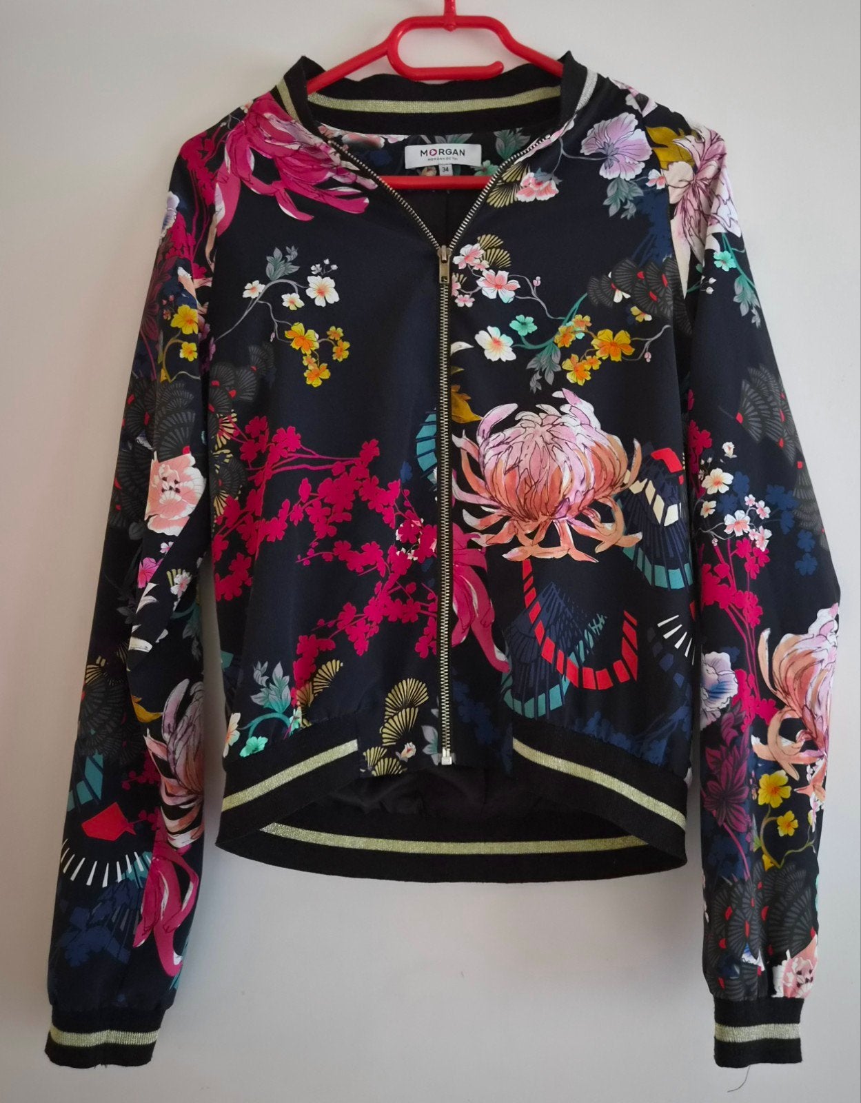 Licht vestje  Morgan maat 34, Kleding | Dames, Ophalen, Zo goed als nieuw, Maat 34 (XS) of kleiner