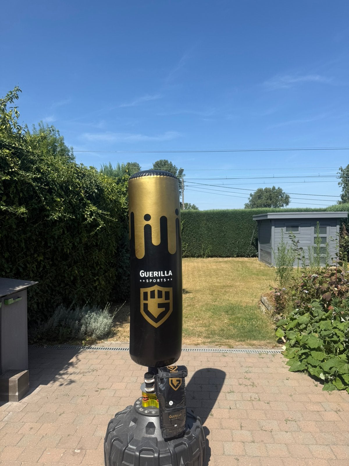 Guerilla sports bokszak en handschoenen en windels, Ophalen, Zo goed als nieuw, Bokszak