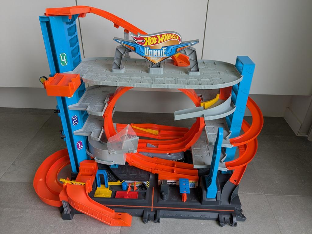 Hot Wheels Ultieme garage haai, Enfants & Bébés, Jouets | Circuits, Enlèvement, Hot Wheels, Manuelle, Avec looping