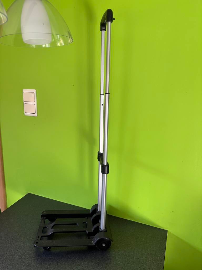 Opvouwbare compacte trolley, Elektronische apparatuur, Zonnebanken en Gezichtsbruiners, Ophalen, Zo goed als nieuw