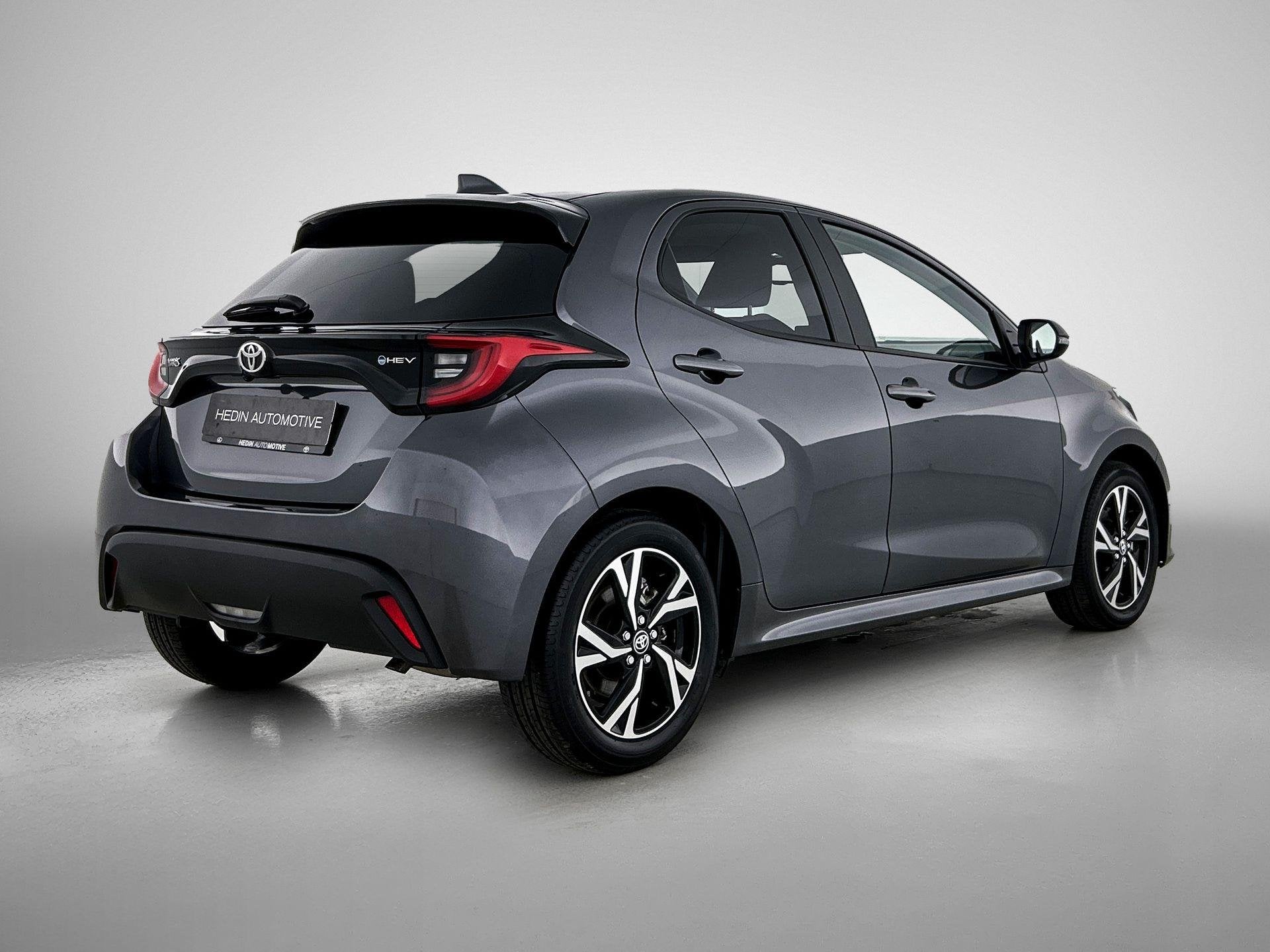 Toyota Yaris 1.5 VVT-i Hybrid 85kW Iconic e-CVT, Autos, 91 g/km, Entreprise, 116 ch, 5 portes