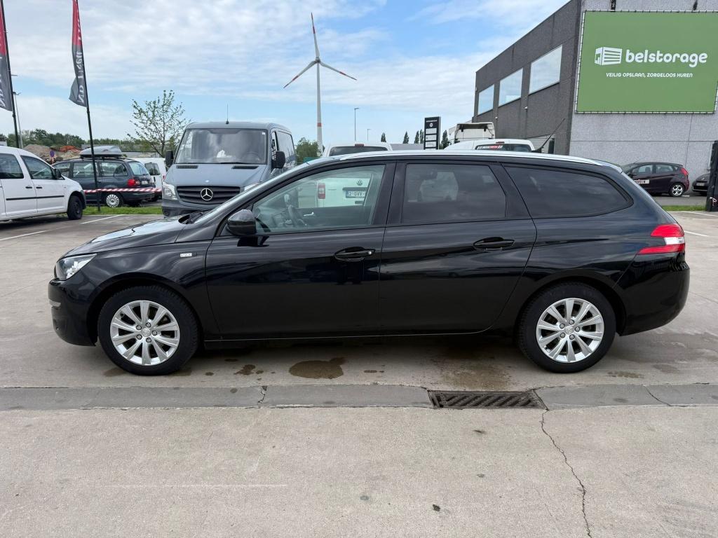 Peugeot 308 (Stock ID 26132) — 4