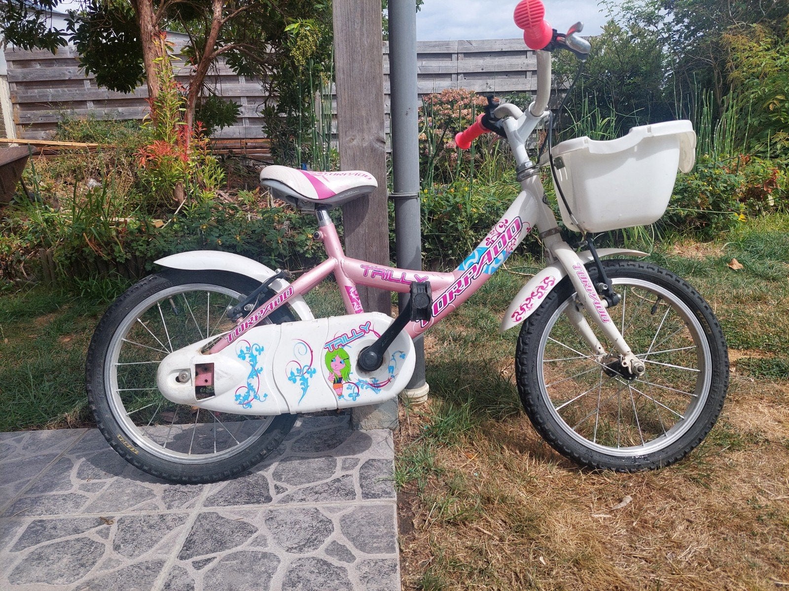 Meisjesfiets, Ophalen