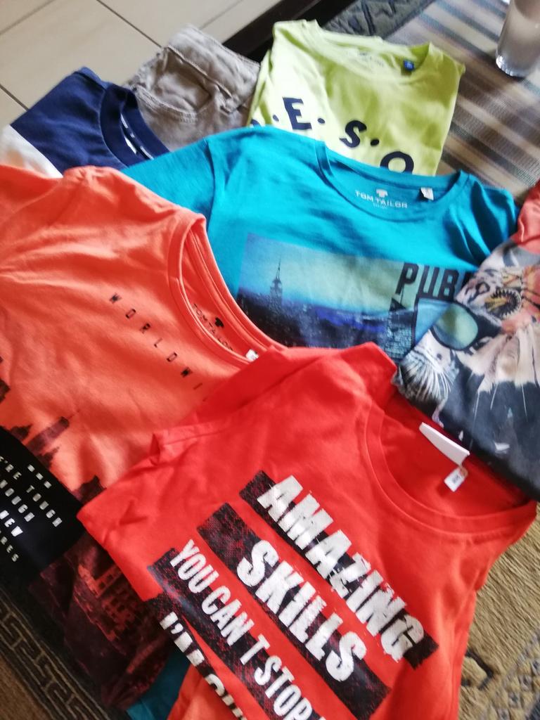 Jongenskledij, long-sleeves,... 11-12 j, als nieuw, 20 euro, Ophalen