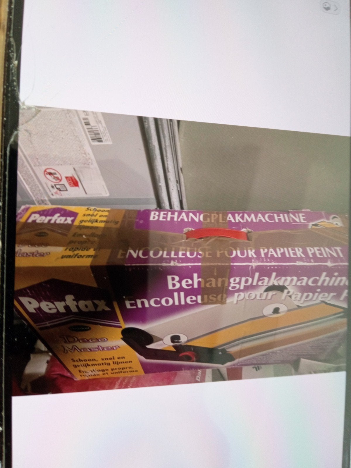 Machine à coller le papier peint Perfax 25€ neuve, Maison & Meubles, Ameublement | Papier peint, Enlèvement ou Envoi