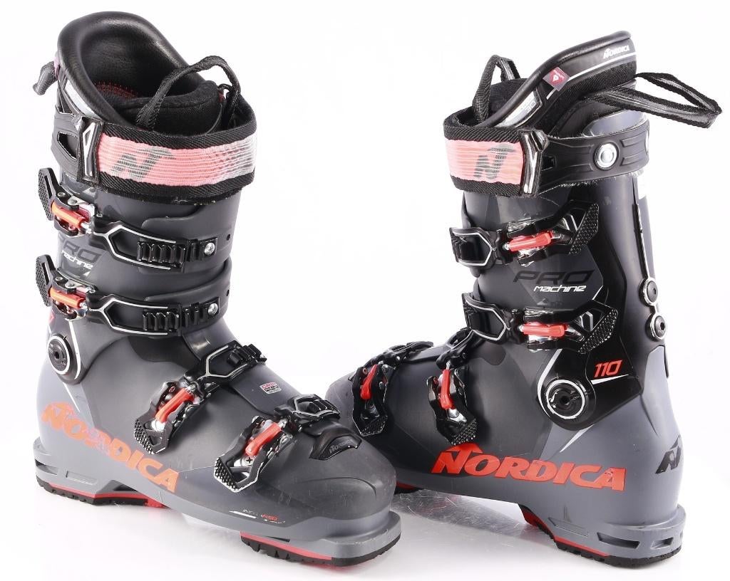 Chaussures de ski 42 42.5 44.5 EU NORDICA PRO MACHINE, Sports & Fitness, Ski & Ski de fond, Utilisé, Skis, Nordica, Carving, Enlèvement ou Envoi