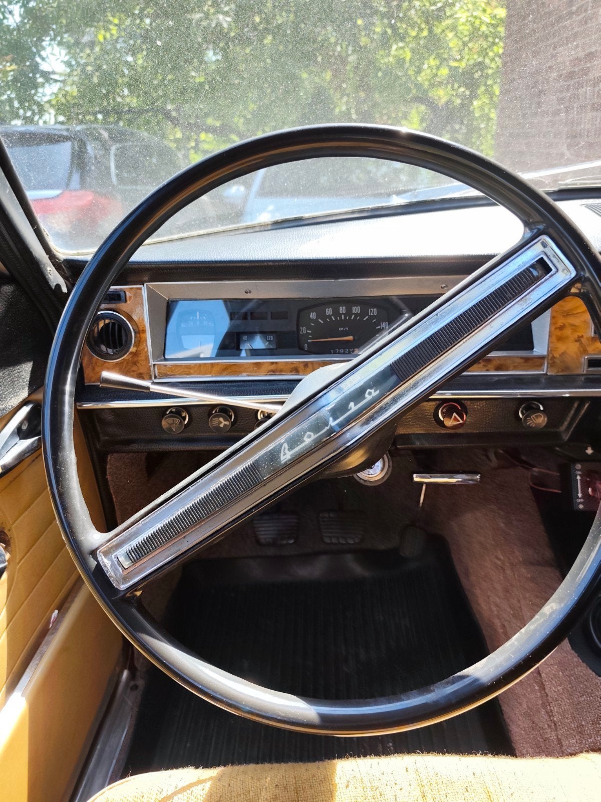 Volga gaz24 1982, 2.4 benzinemotor tel.0484070838, foto 5