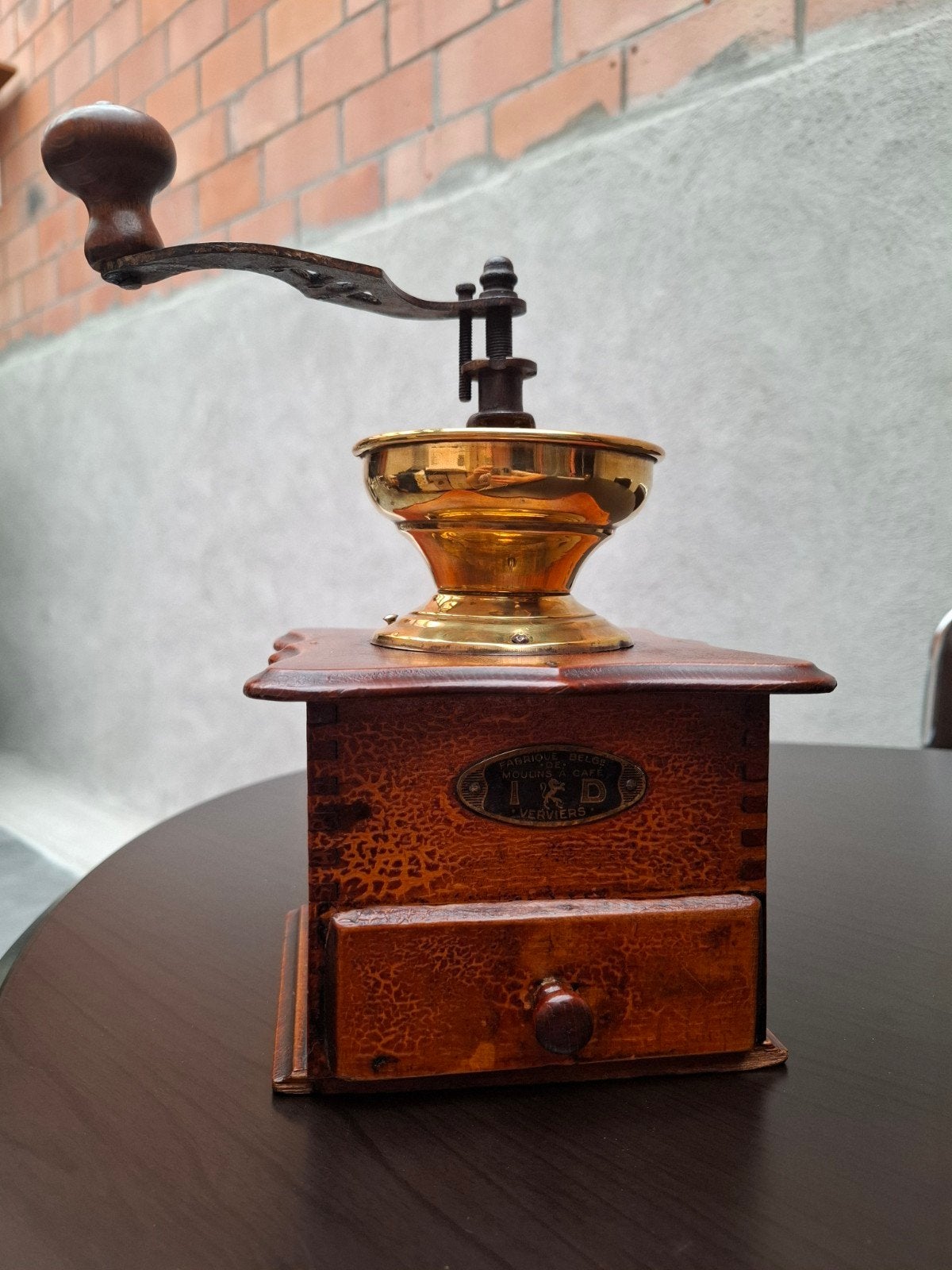 Antieke koffiemolen, Antiek en Kunst, Ophalen