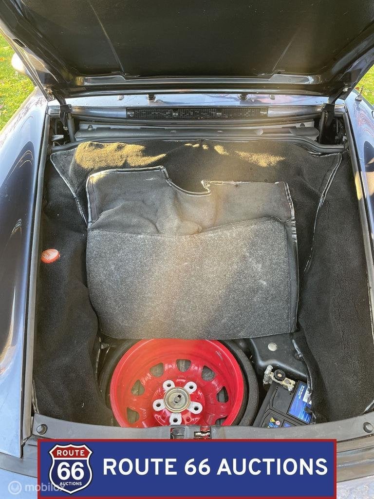 Porsche 911 Carrera 4 Cabriolet | 1990 | Route 66 Auctions, foto 8