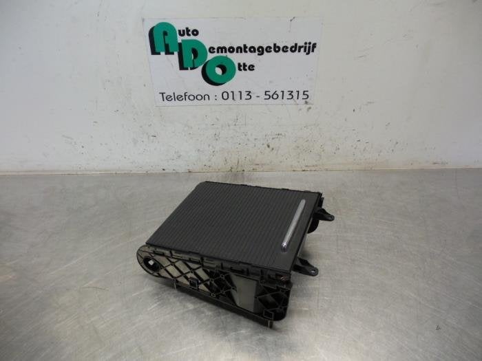 Porte-gobelet d'un Volkswagen Passat (Passat 05-), -, 3 mois de garantie, Utilisé, -