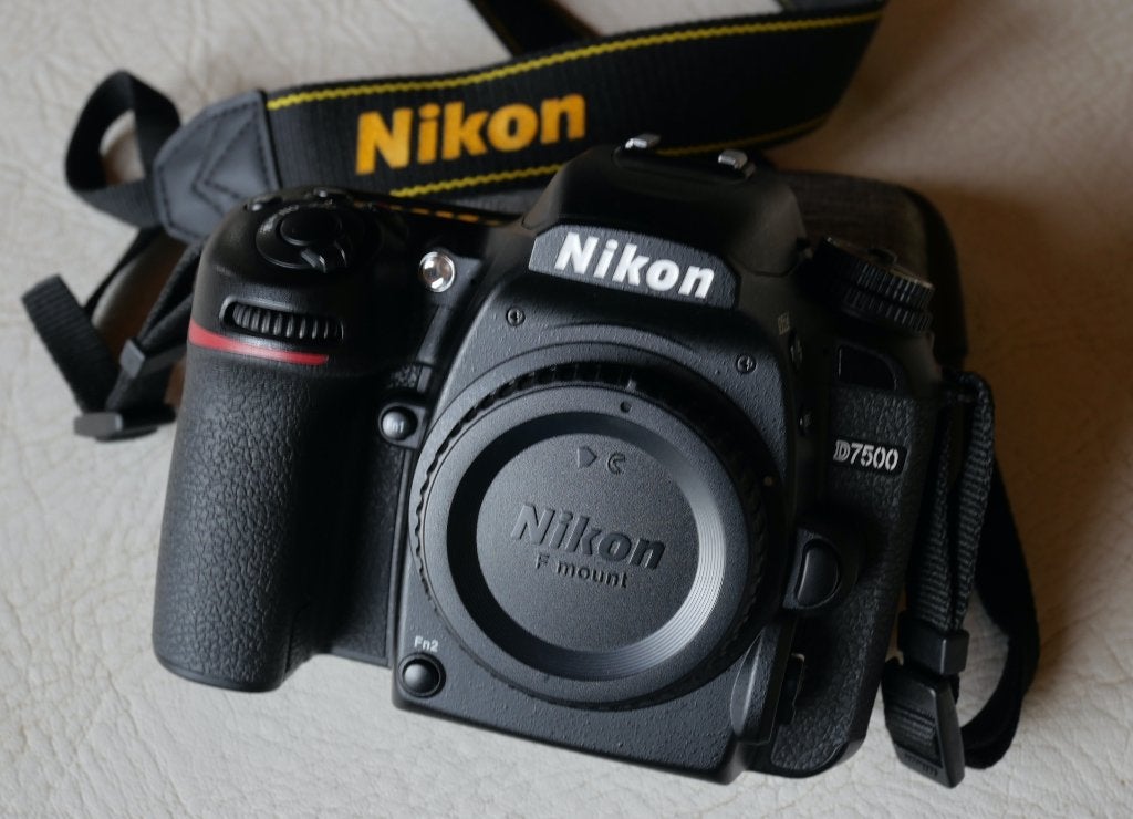 Nikon D7500, état neuf, 7828 clics!!, Enlèvement, Comme neuf, Reflex miroir, Nikon