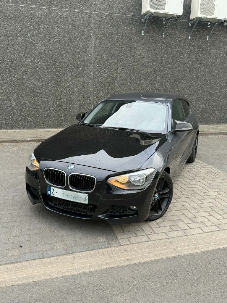 BMW 114i Pack Sport Prête à immatriculer ️ ✔️, Auto's, 1 Reeks, Euro 6, Leder, Particulier