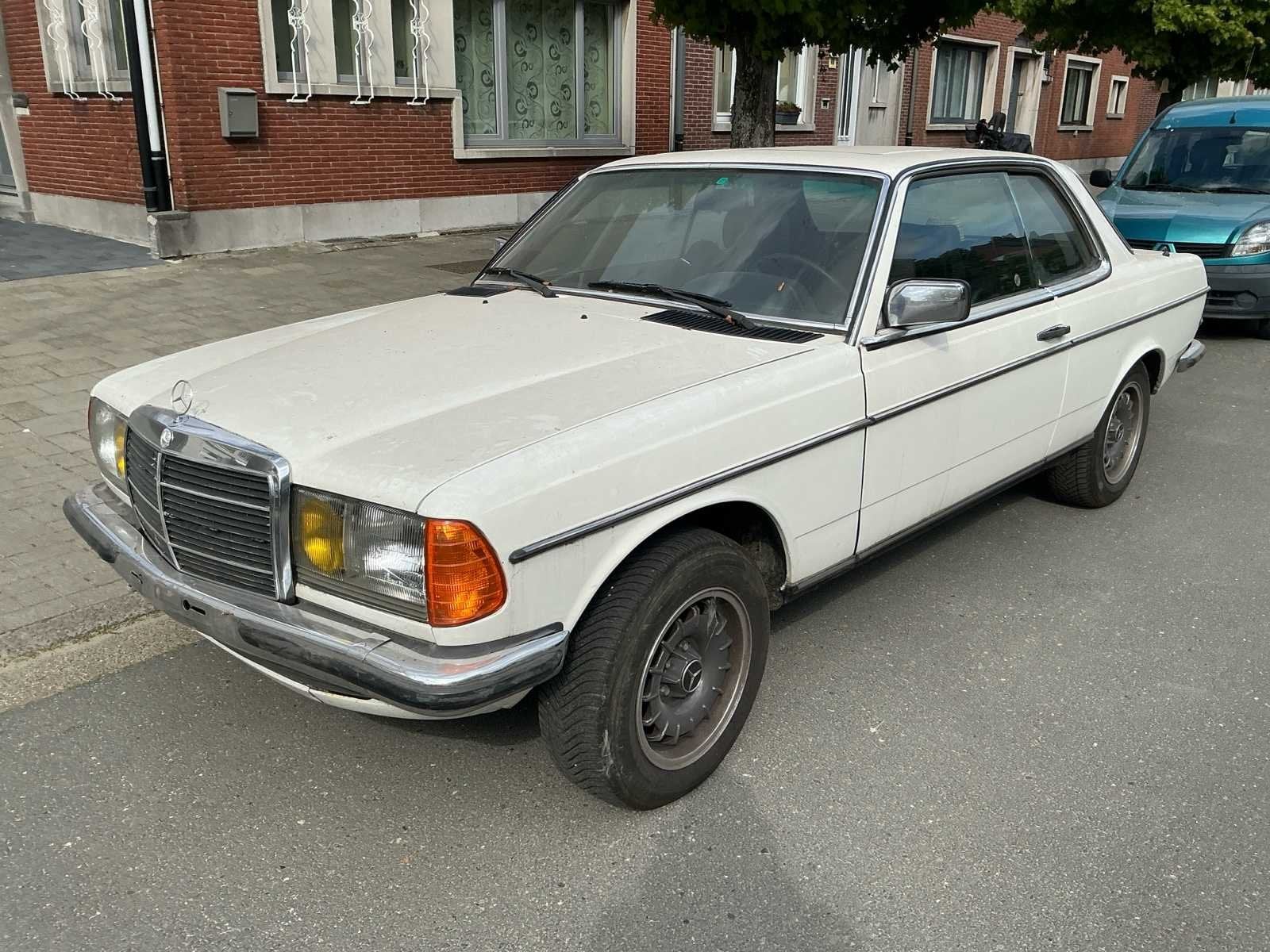 Mercedes-Benz Coupé 230CE Oldtimer, Auto's, Automaat, Mercedes-Benz, Bedrijf, Coupé