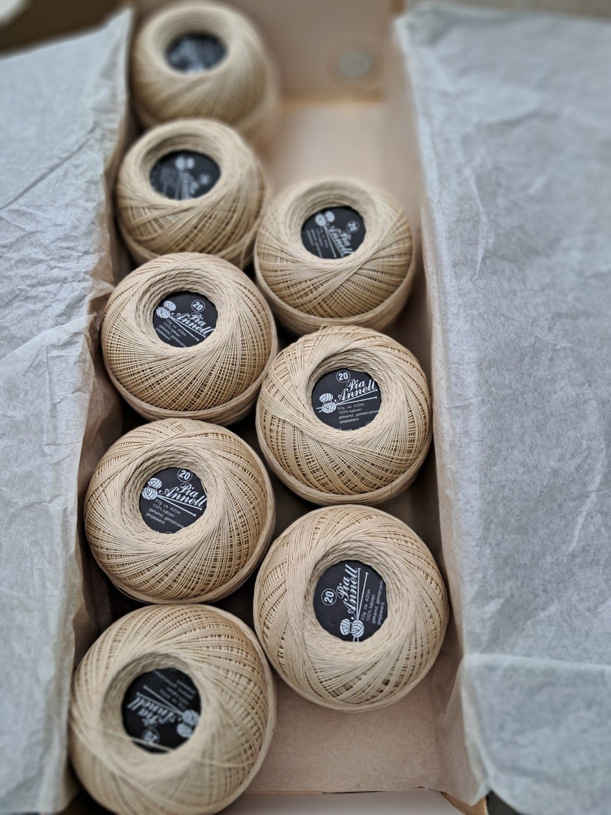 8 bolletjes haakkatoen annell,  nr 20, Enlèvement ou Envoi