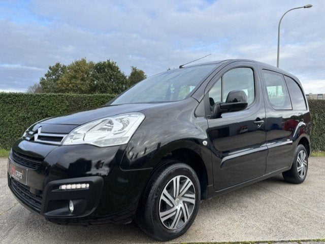Berlingo 1.6BENZINE*9/2018*51000KM*AIRCO/3ZIT/CC/AUX/RAMEN!, Auto's, Voorwielaandrijving, Dealer onderhouden, Stof, 4 cilinders