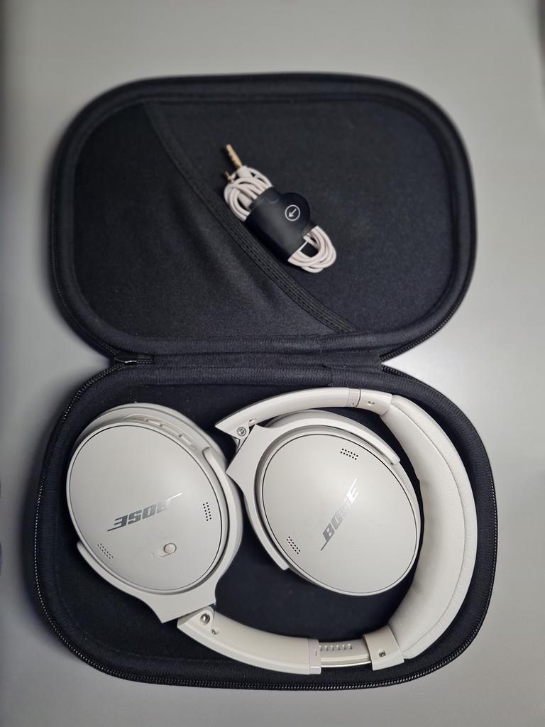 Bose QuietComfort 45 — Blanc | À peine utilisé, TV, Hi-fi & Vidéo, Casques audio, Neuf, Enlèvement