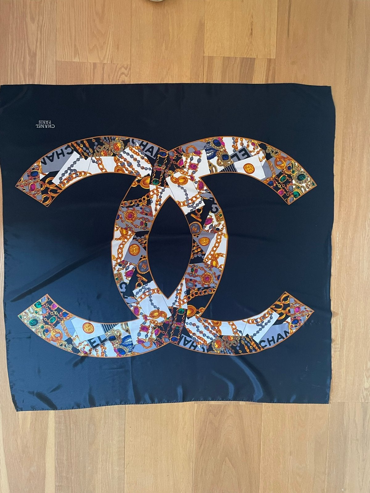 Vintage Chanel sjaal, Ophalen of Verzenden, Zo goed als nieuw, Sjaal